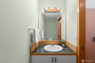 2337 W Beach Rd, Oak Harbor, WA 98277 - Photo 23