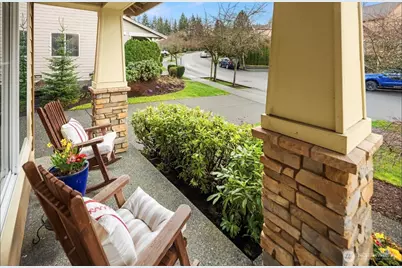 8812 Norman Avenue SE, Snoqualmie, WA 98065 - Photo 3