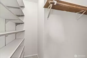 410 214th St SW, Bothell, WA 98021 - Photo 21