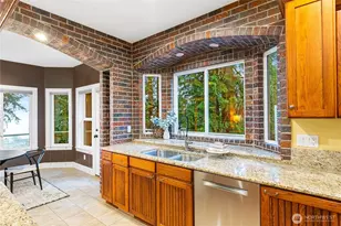 6608 Ivy St, Anacortes, WA 98221 - Photo 17