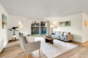 11112 NE 68th St, Kirkland, WA 98033 - Photo 3