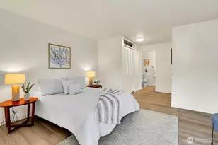 11112 NE 68th St, Kirkland, WA 98033 - Photo 13