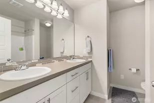 17402 118th Ave Ct E, Puyallup, WA 98374 - Photo 13