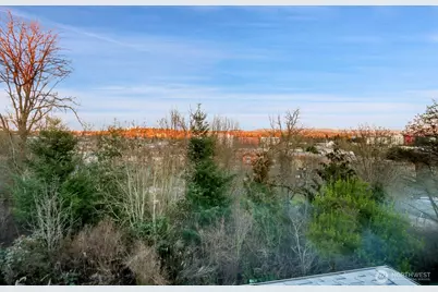 7004 Holly Park Drive S, Seattle, WA 98118 - Photo 13