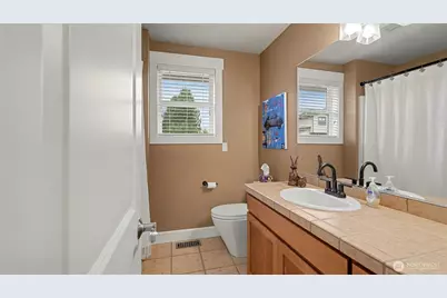 1110 N 27th Place, Renton, WA 98056 - Photo 15