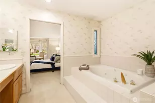 1726 Bellevue Way NE, Bellevue, WA 98004 - Photo 13