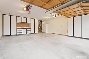 1726 Bellevue Way NE, Bellevue, WA 98004 - Photo 33