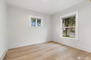 7361 17th Ave NW, Seattle, WA 98117 - Photo 9
