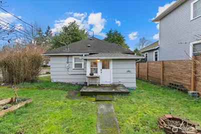 7361 17th Avenue NW, Seattle, WA 98117 - Photo 17