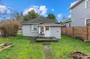 7361 17th Ave NW, Seattle, WA 98117 - Photo 17