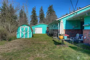 305 138 St E, Tacoma, WA 98445 - Photo 7