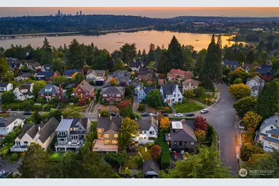 3832 48th Avenue NE, Seattle, WA 98105 - Photo 39