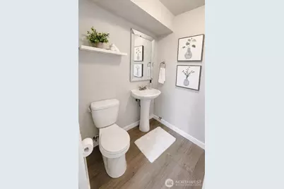 1910 75th Street SE #2E, Everett, WA 98203 - Photo 9