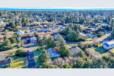 199 Wishkah Street SW, Ocean Shores, WA 98569 - Photo 29