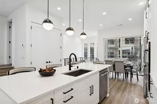 18811 99th Ct NE, Bothell, WA 98011 - Photo 9