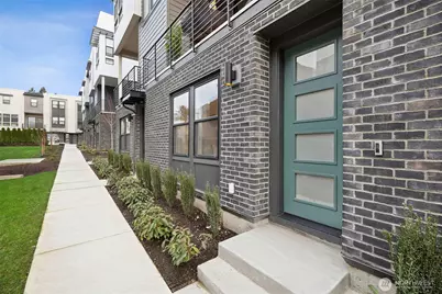 18811 99th Court NE #C, Bothell, WA 98011 - Photo 3