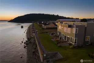 2309 Skyline Way, Anacortes, WA 98221 - Photo 33