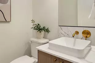 4410 Eastern Ave NE, Seattle, WA 98105 - Photo 15