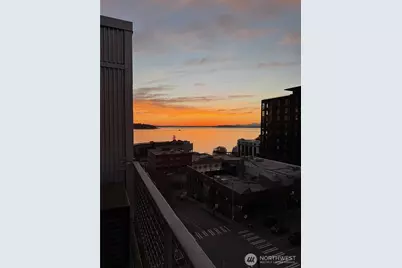 2440 Western Avenue #801, Seattle, WA 98121 - Photo 7