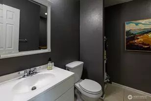 2001 E Yesler, Seattle, WA 98122 - Photo 9