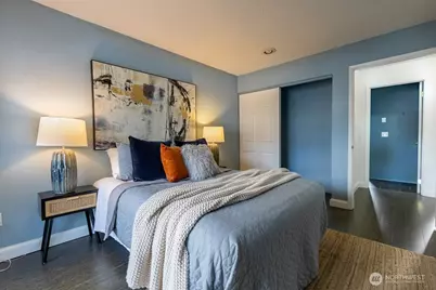 2001 E Yesler # 17, Seattle, WA 98122 - Photo 15