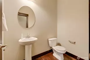 4020 NE 3rd Pl, Renton, WA 98056 - Photo 25