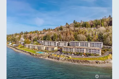 10203 47th Avenue SW #D2, Seattle, WA 98146 - Photo 3