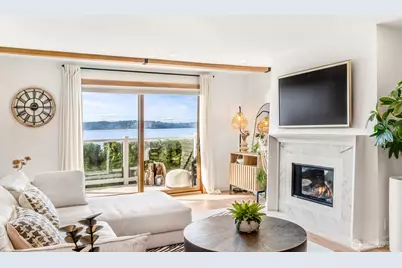 10203 47th Avenue SW #D2, Seattle, WA 98146 - Photo 5