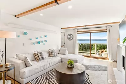 10203 47th Avenue SW #D2, Seattle, WA 98146 - Photo 1