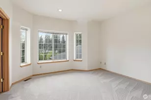 18432 W Lake Desire Dr SE, Renton, WA 98058 - Photo 25