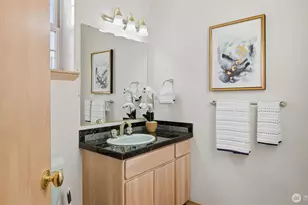 18432 W Lake Desire Dr SE, Renton, WA 98058 - Photo 17