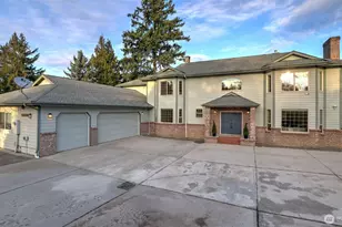 18432 W Lake Desire Dr SE, Renton, WA 98058 - Photo 37