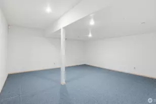 18432 W Lake Desire Dr SE, Renton, WA 98058 - Photo 31