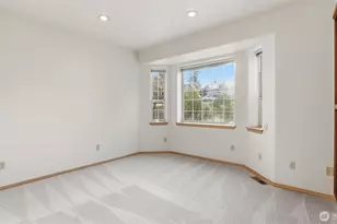 18432 W Lake Desire Dr SE, Renton, WA 98058 - Photo 15