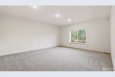 18432 W Lake Desire Drive SE, Renton, WA 98058 - Photo 27