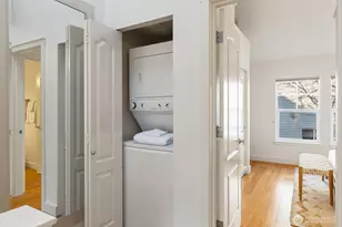 206 24th Ave E, Seattle, WA 98112 - Photo 23