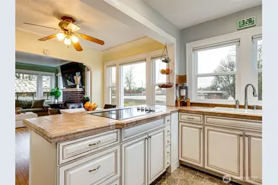 1510 S Kinnear Street, Kelso, WA 98626 - Photo 13