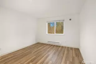 14006 NE 181st Pl, Woodinville, WA 98072 - Photo 15