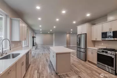 4940 Johnson Street NW, Bremerton, WA 98311 - Photo 5