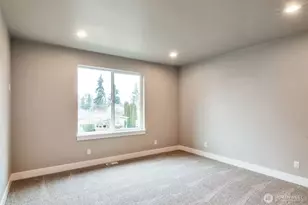 4940 Johnson St NW, Bremerton, WA 98311 - Photo 11