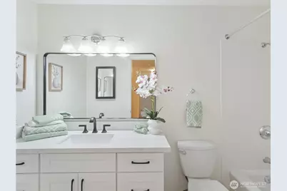 2104 Alki Avenue SW #306, Seattle, WA 98116 - Photo 27