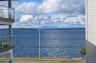 2104 Alki Ave SW, Seattle, WA 98116 - Photo 9