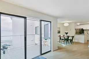 2104 Alki Ave SW, Seattle, WA 98116 - Photo 11