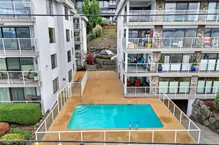 2104 Alki Ave SW, Seattle, WA 98116 - Photo 35