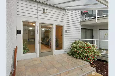2104 Alki Avenue SW #306, Seattle, WA 98116 - Photo 29