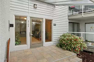 2104 Alki Ave SW, Seattle, WA 98116 - Photo 29