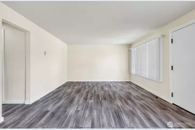 748 S Cloverdale Street #Unit 6, Seattle, WA 98108 - Photo 17