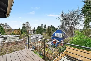 7423 Sunnyside Ave N, Seattle, WA 98103 - Photo 19