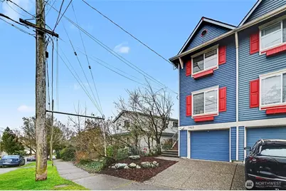 7423 Sunnyside Avenue N, Seattle, WA 98103 - Photo 3