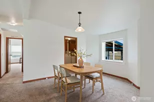 1915 N 33rd Pl, Mount Vernon, WA 98273 - Photo 7